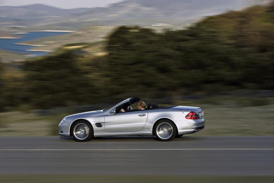 Mercedes-Benz SL55 AMG 2006 года  (фото 4 из 69)